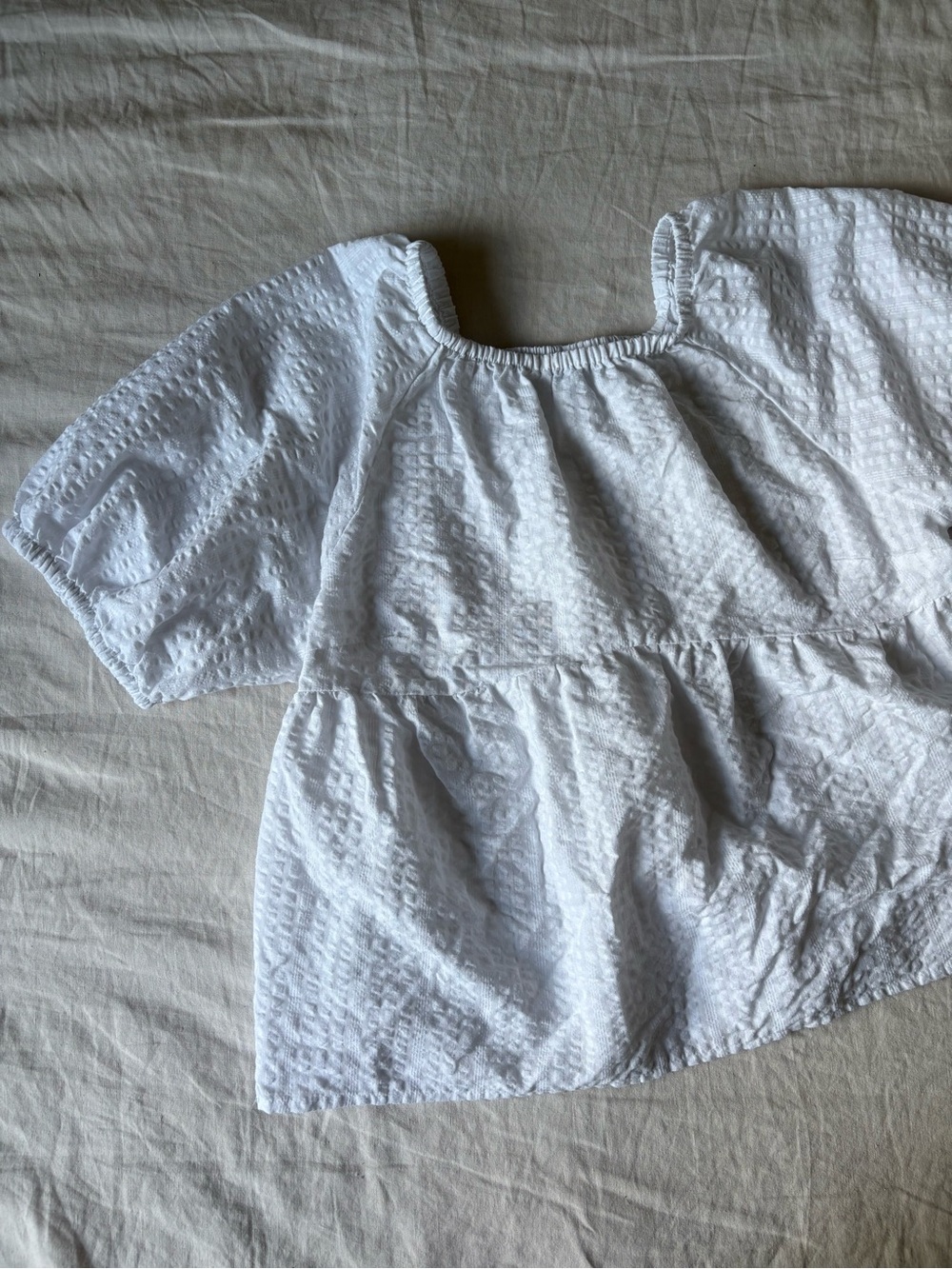 Old Navy White Textured Puff-Sleeve Top